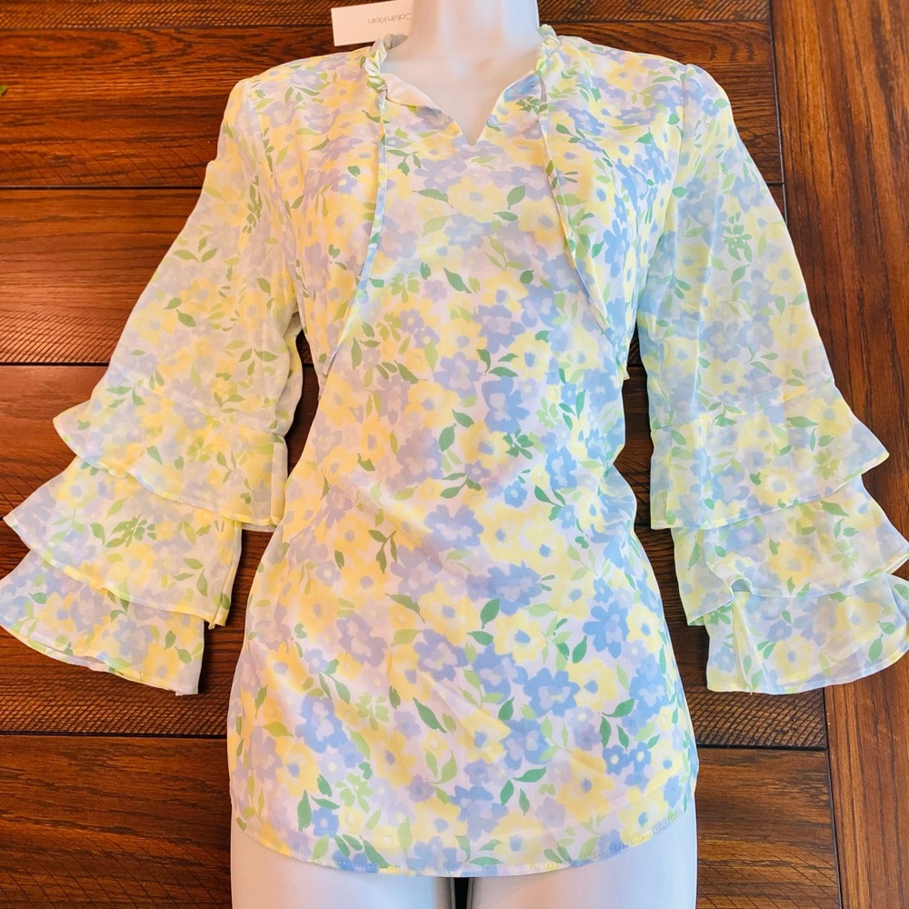 NWT Calvin Klein Floral Blouse XS